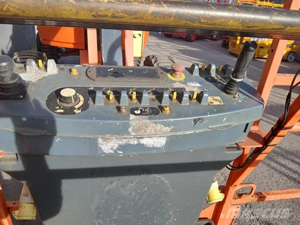JLG 450 AJ Nacele cu brat articulat