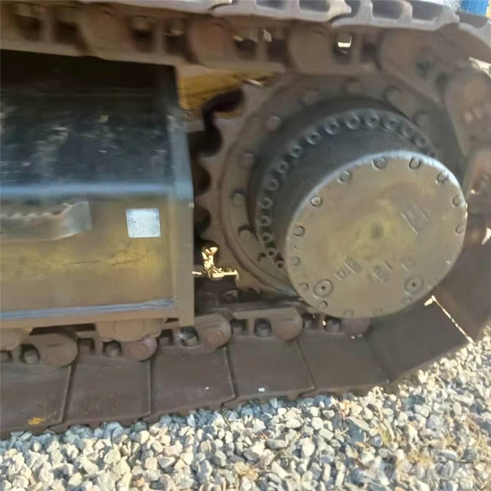 CAT 336D Excavatoare pe șenile
