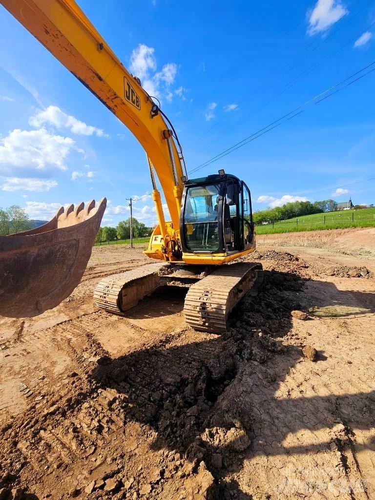 JCB JS 160 LC Excavatoare pe șenile
