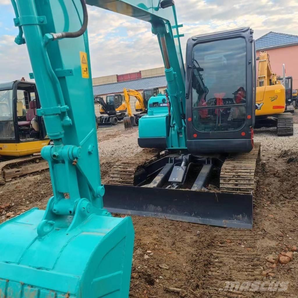 Kobelco SK 75 Excavatoare pe șenile
