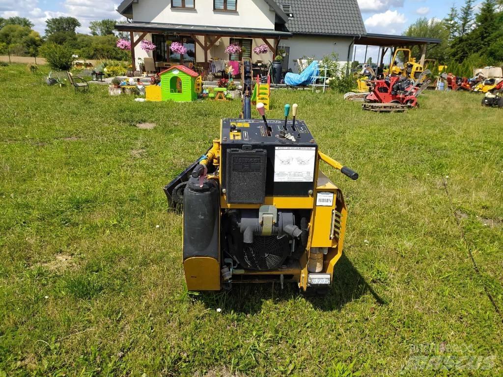 Vermeer RTX250 Excavatoare de santuri