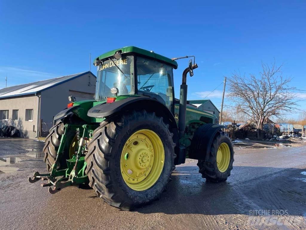John Deere 8320 Tractoare