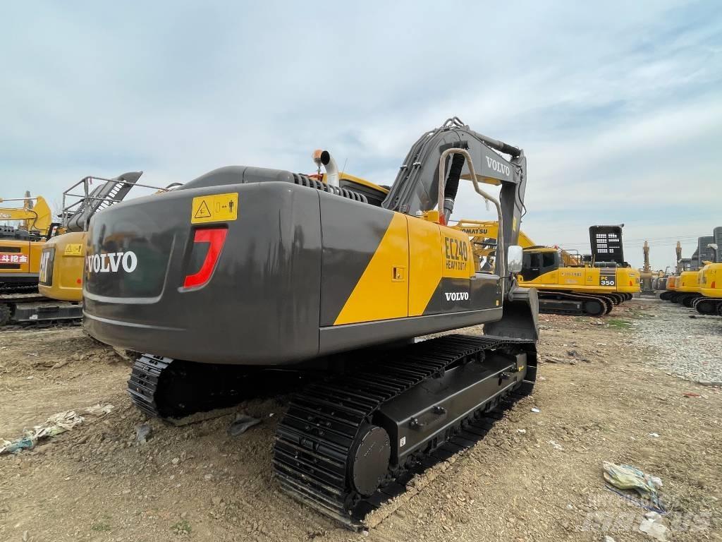 Volvo EC 240 Excavatoare pe șenile

