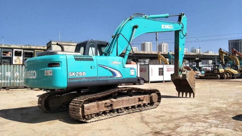 Kobelco SK 250-8 Excavatoare pe șenile
