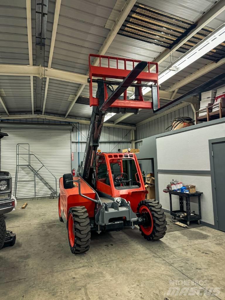 SkyJack SJ 519 TH Stivuitoare telescopice