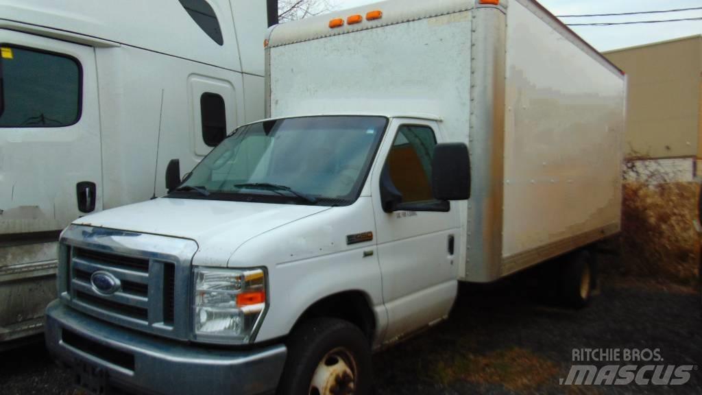Ford E 450 Municipal/vehicul cu uz general