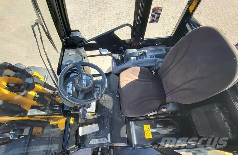 JCB 403 Incarcator pe pneuri