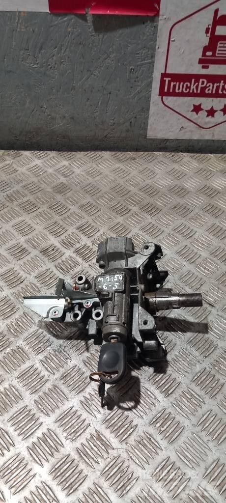 MAN TGX   81255016035 Cabine si interior