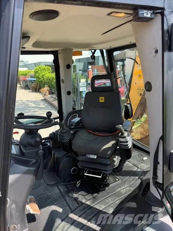 JCB 5CX (4CX 3CX) Buldoexcavatoare