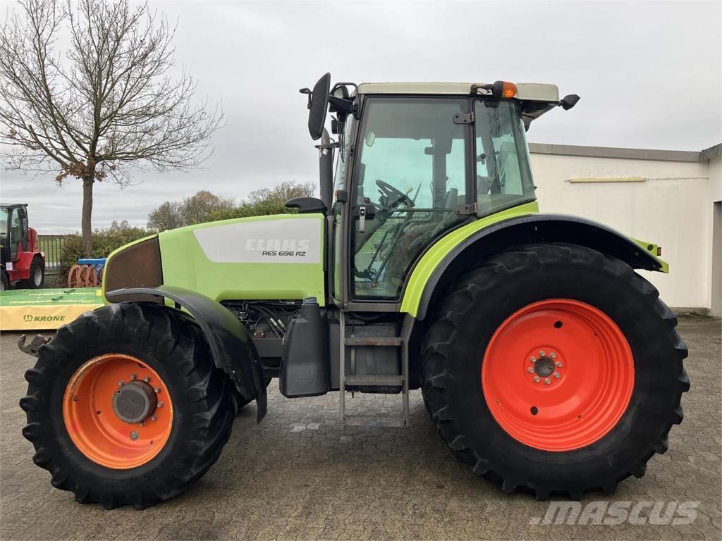 CLAAS Ares 696 RZ Tractoare