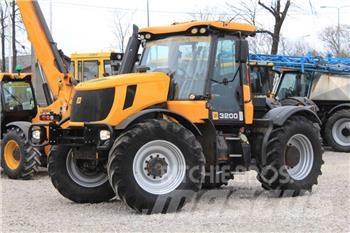 JCB Fastrac 3200 Tractoare