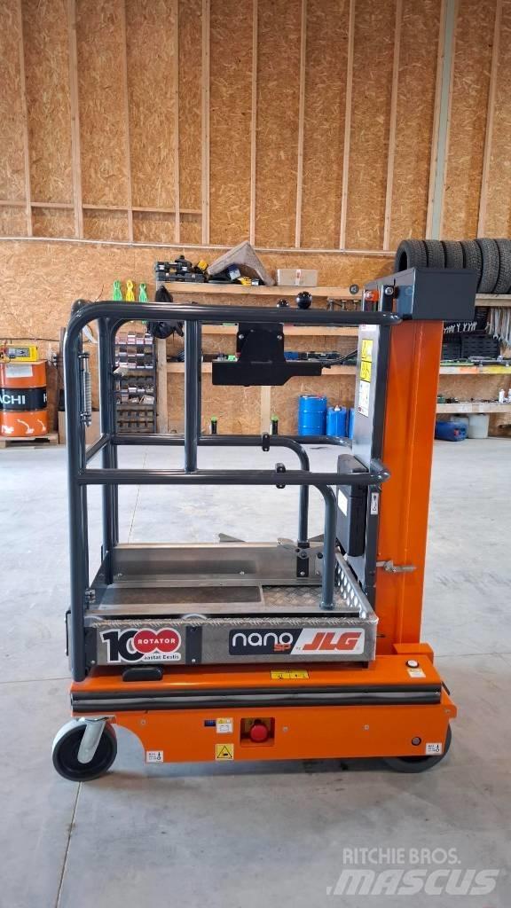JLG Nano SP Ascensoare verticale catarg