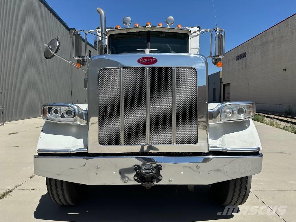 Peterbilt 367 Autobasculanta