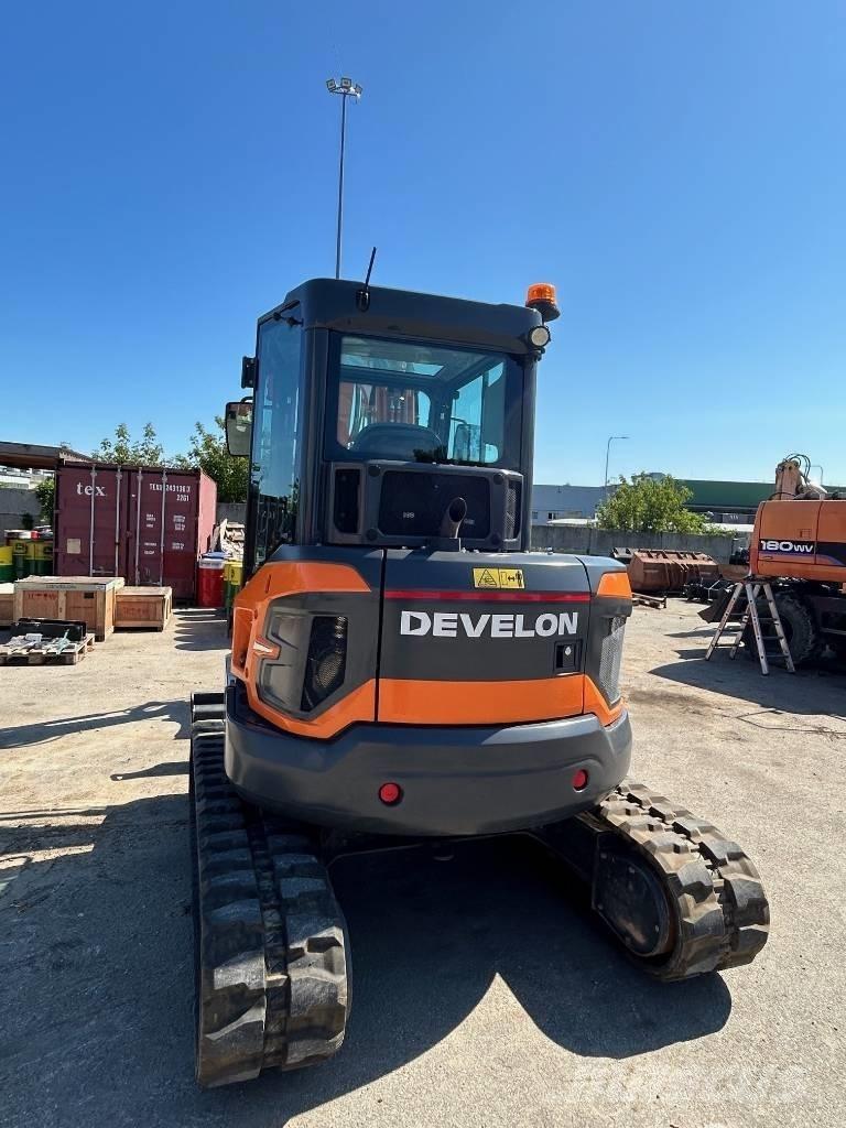 Develon DX 55 R-7 Mini excavatoare < 7t