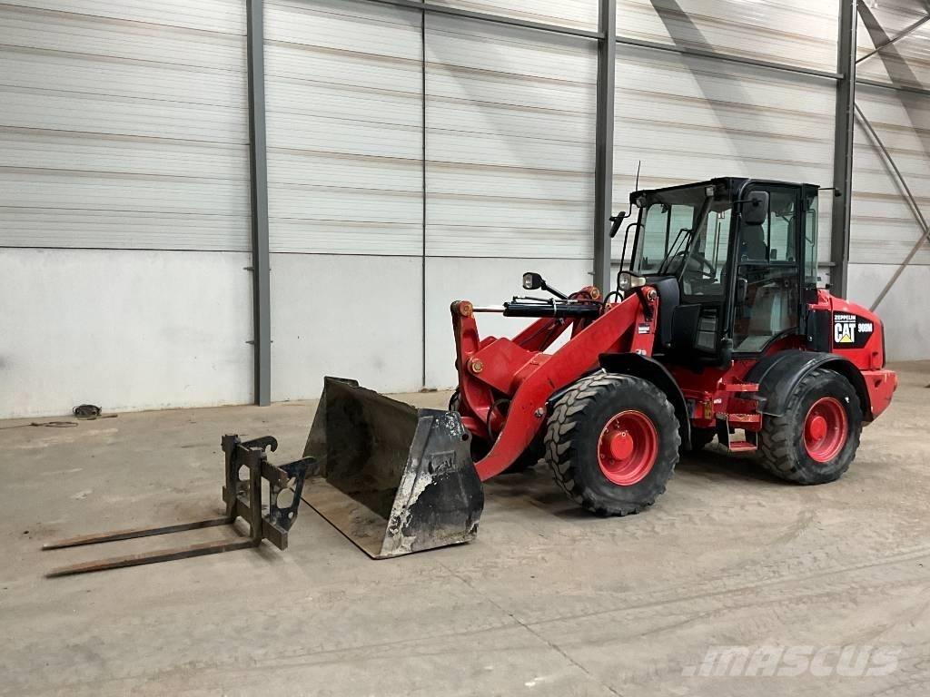 CAT 908 M Incarcator pe pneuri