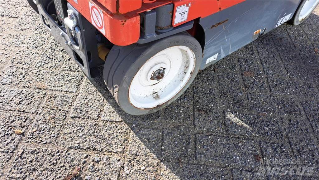 SkyJack SJ16 Alte ascensoare si platforme