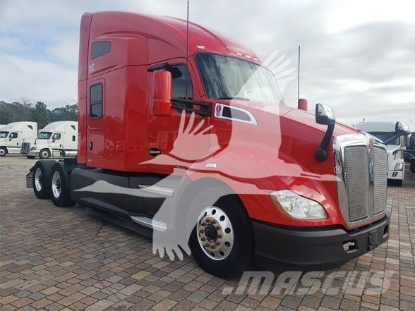 Kenworth T680 Autotractoare