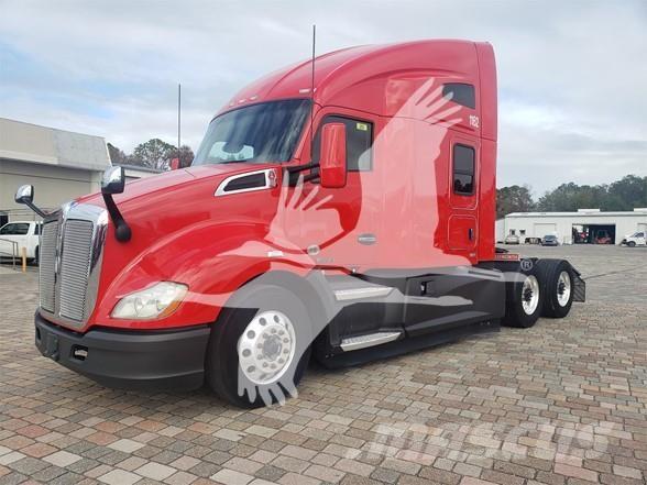 Kenworth T680 Autotractoare