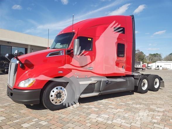 Kenworth T680 Autotractoare