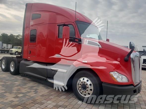 Kenworth T680 Autotractoare
