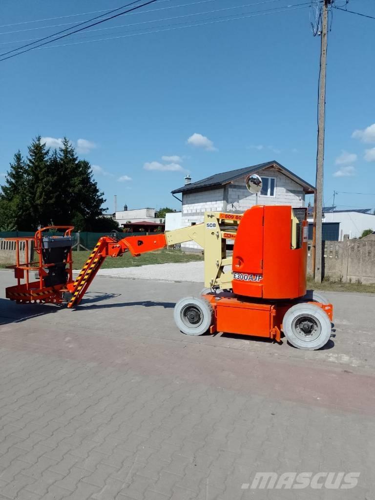 JLG E 300 AJP Nacele cu brat articulat