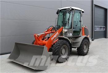 Weycor AR 420 Incarcator pe pneuri