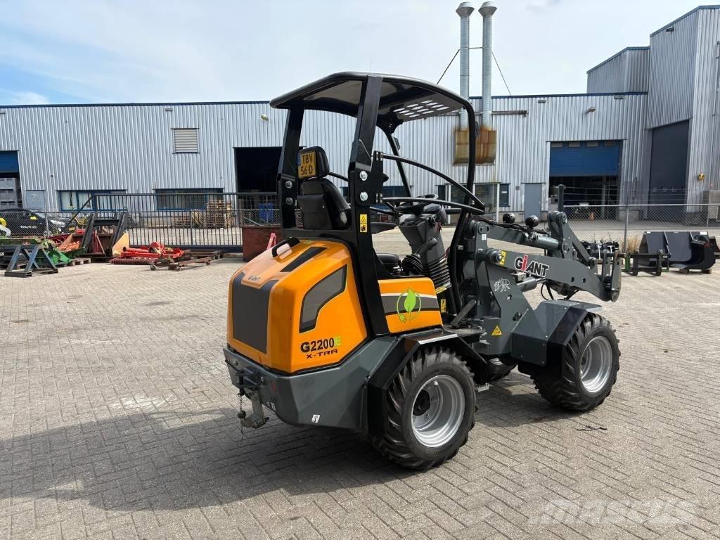Giant G2200 E Xtra Mini incarcatoare