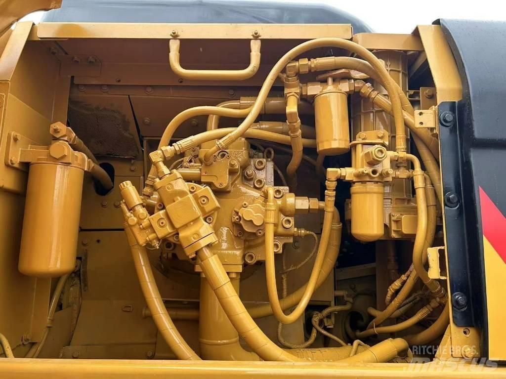 CAT 336 Excavatoare pe șenile
