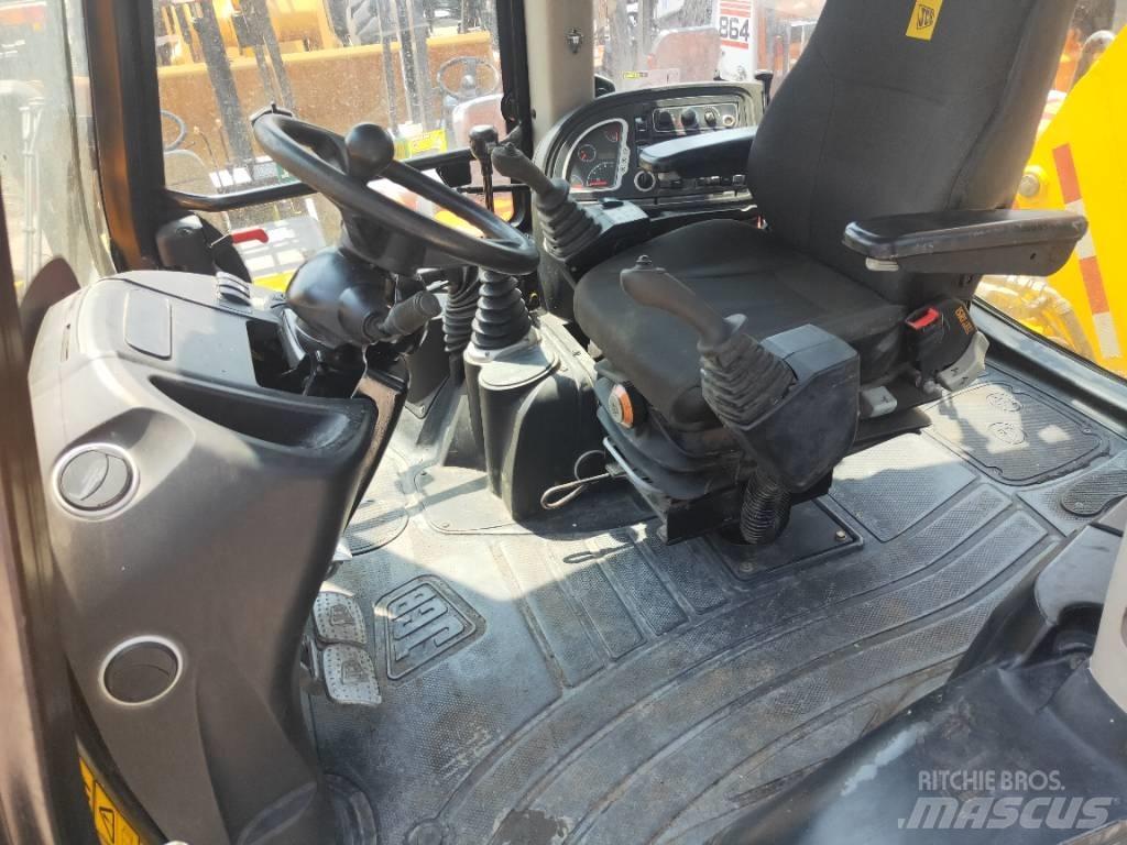 JCB 4CX Buldoexcavatoare