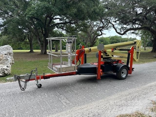 JLG T 350 Platforme aeriene montate pe remorca