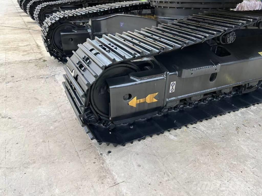 Komatsu 200 Excavatoare pe șenile
