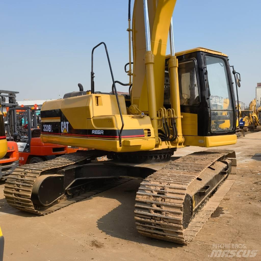 CAT 320 B L Excavatoare pe șenile
