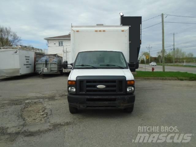 Ford E 350 Utilitara