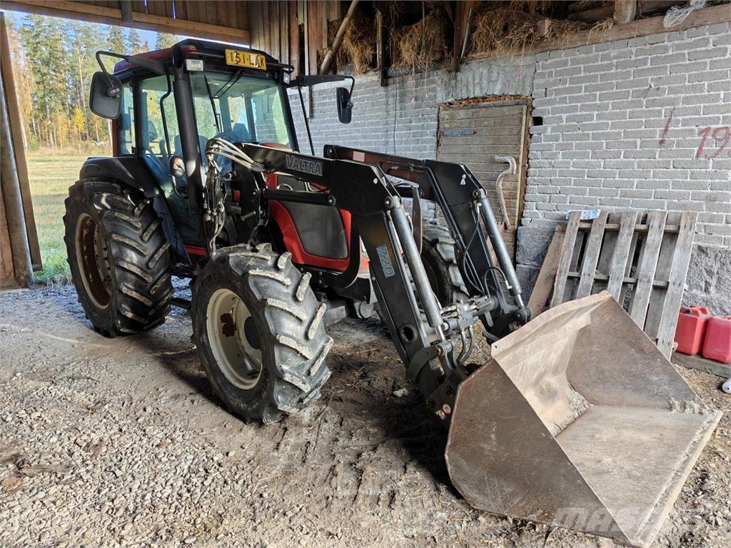 Valtra A95N Tractoare