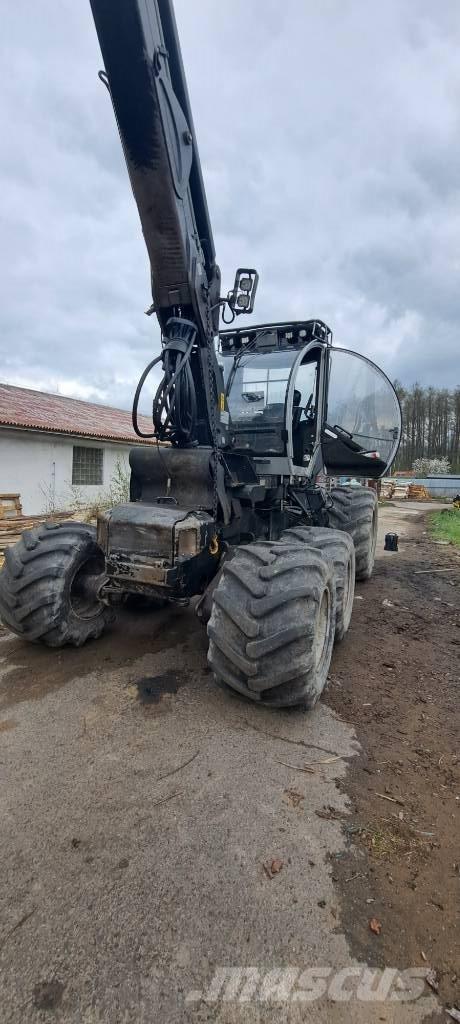 Logset 5H Combine forestiere