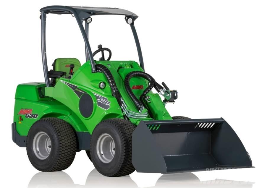 Avant 530 Incarcator pe pneuri