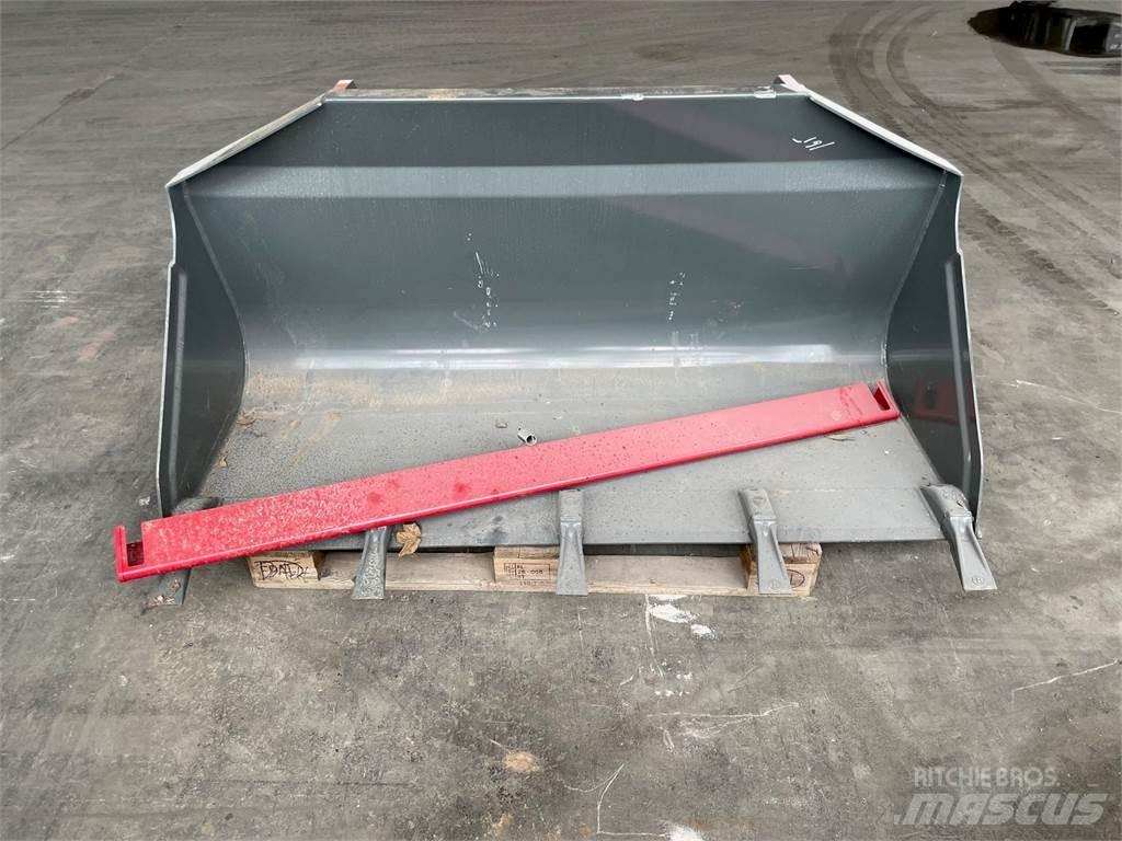 Kramer  Alte componente