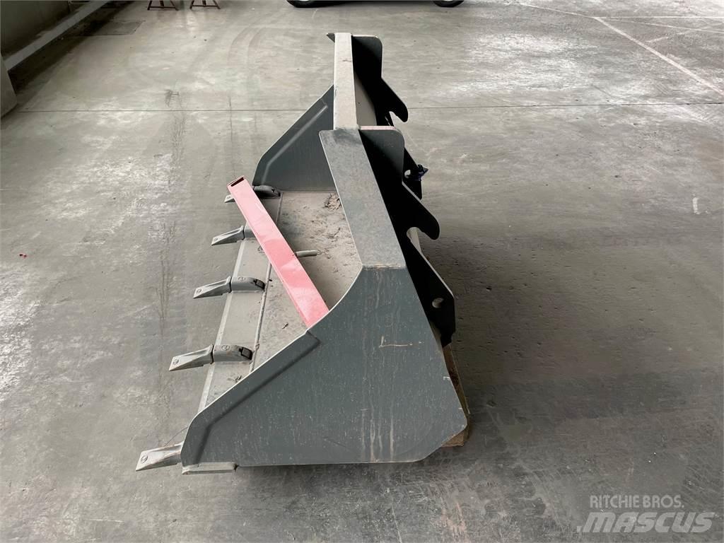 Kramer  Alte componente