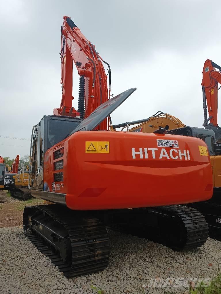 Hitachi ZX 200 Excavatoare pe șenile
