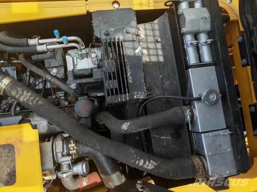 Komatsu PC 130 LC-7 Excavatoare pe șenile
