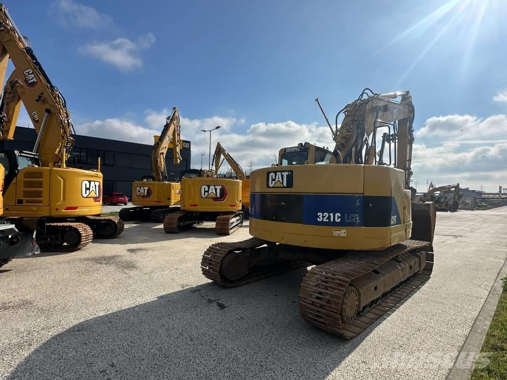 CAT 321 C Excavatoare pe șenile
