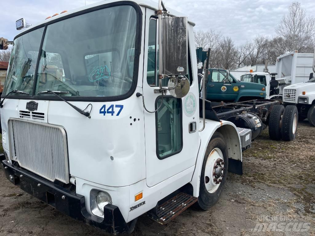 Autocar XPEDITOR Camion cabina sasiu