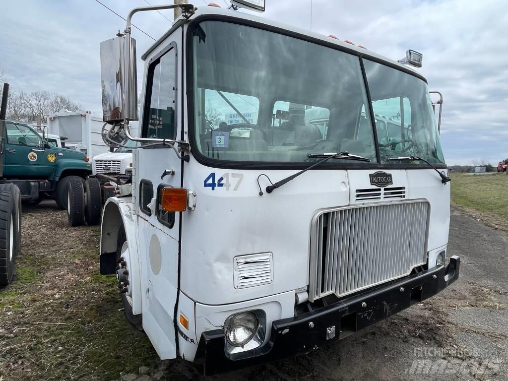 Autocar XPEDITOR Camion cabina sasiu