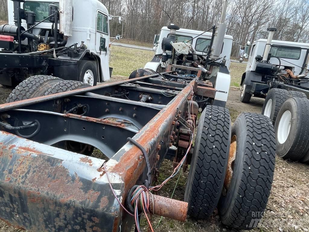 Autocar XPEDITOR Camion cabina sasiu