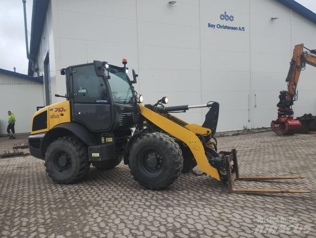 New Holland W70C Incarcator pe pneuri