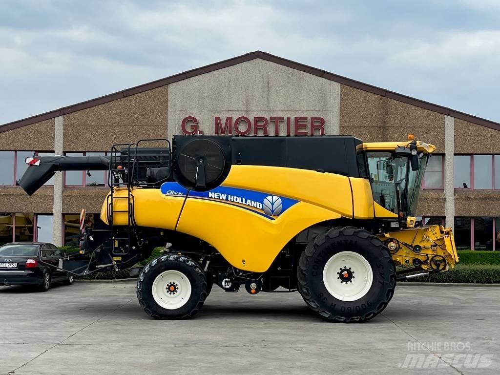 New Holland CR 9090 Combine de secerat