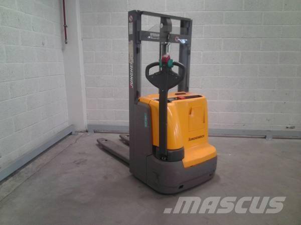 Jungheinrich EJC 110 Transpaleta manuala