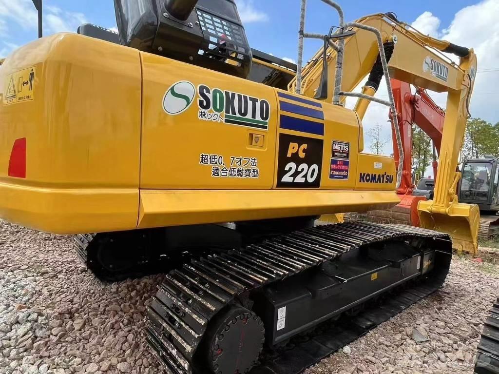 Komatsu pc220 Excavatoare pe șenile
