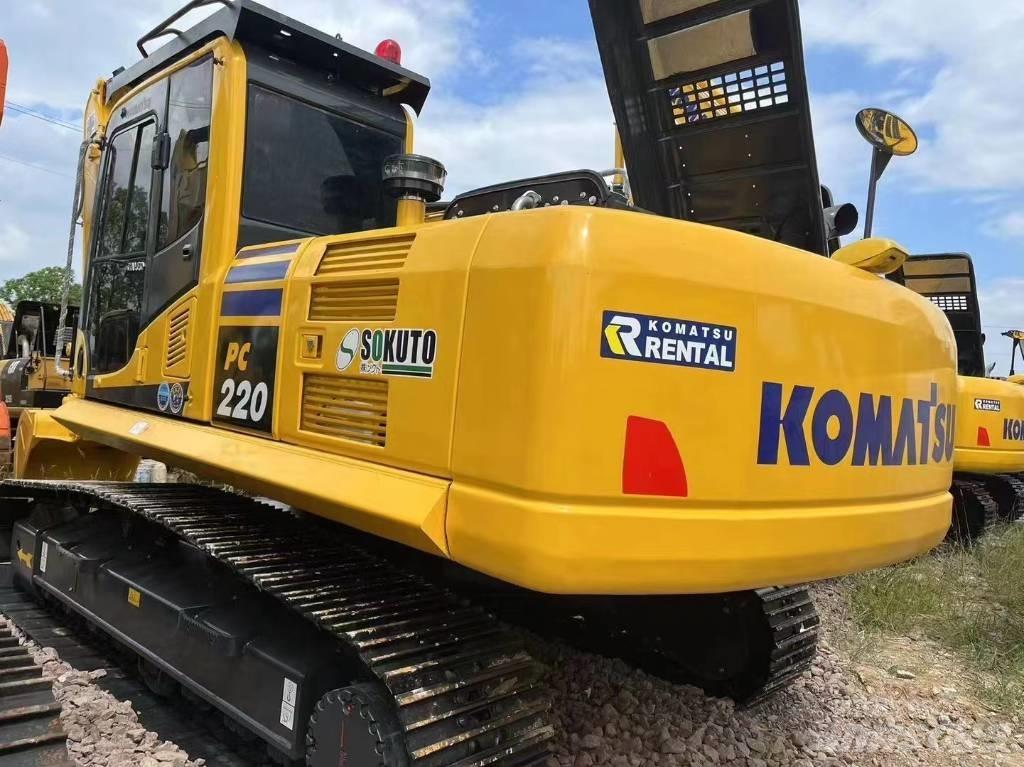 Komatsu pc220 Excavatoare pe șenile
