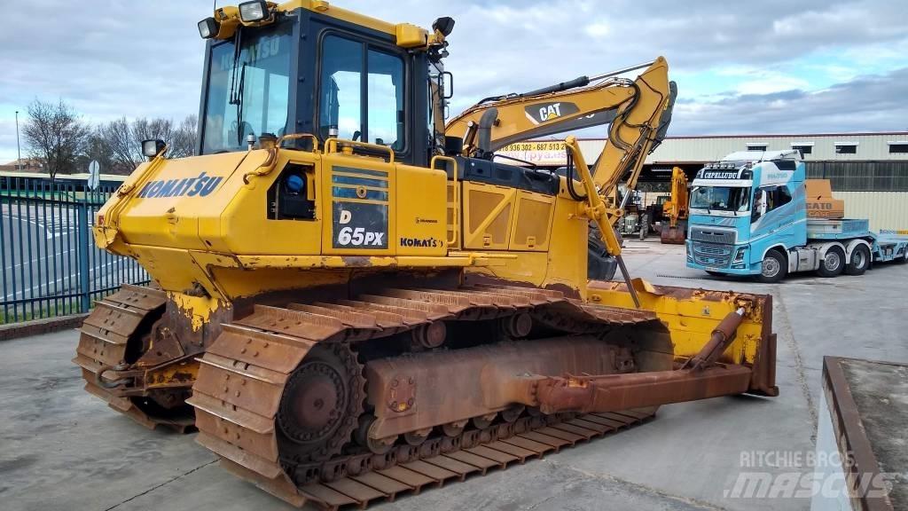 Komatsu D65PX-18 Buldozere pe senile